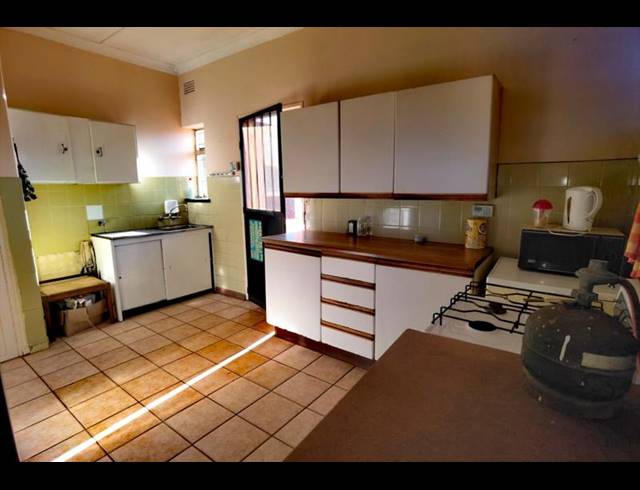 3 BEDROOM HOUSE FOR SALE IN CASSELDALE